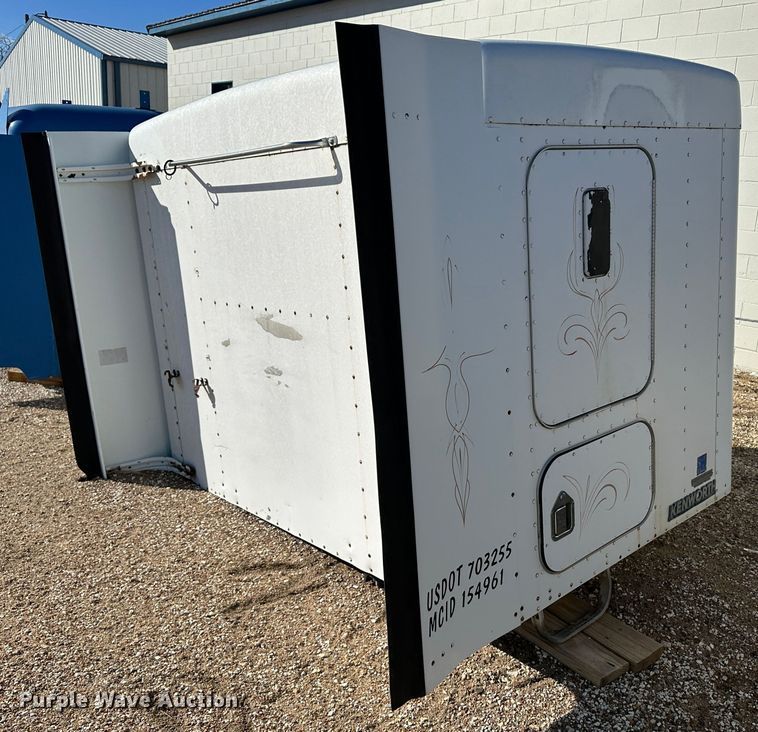 image for item LT9436 60" sleeper