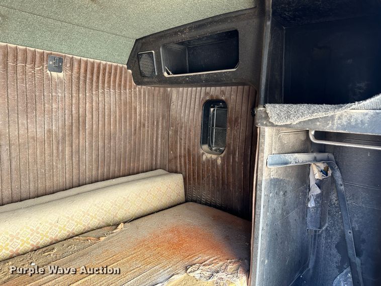 image for item LT9436 60" sleeper