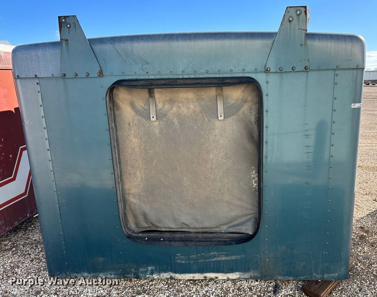 image for item LT9437 60" sleeper