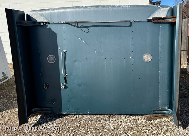 image for item LT9437 60" sleeper