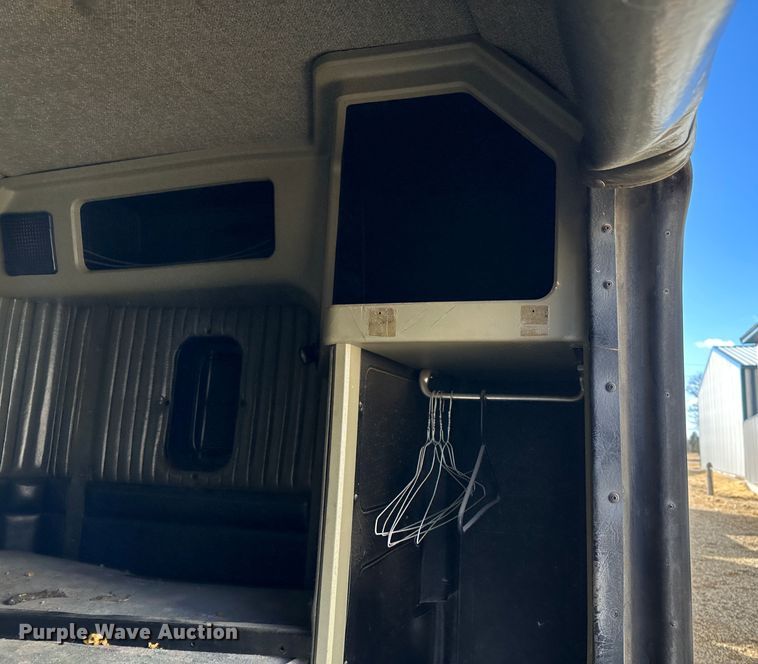 image for item LT9437 60" sleeper