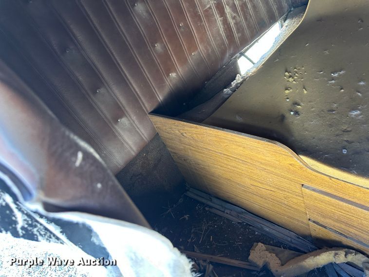 image for item LT9438 72" sleeper