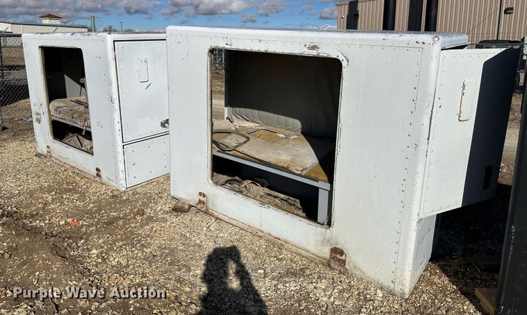 image for item LT9439 (2) 34" sleepers