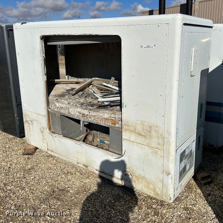 image for item LT9441 (2) 34" sleepers