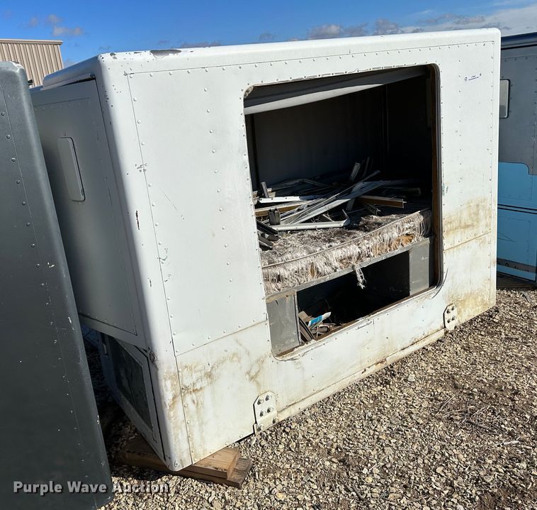 image for item LT9441 (2) 34" sleepers