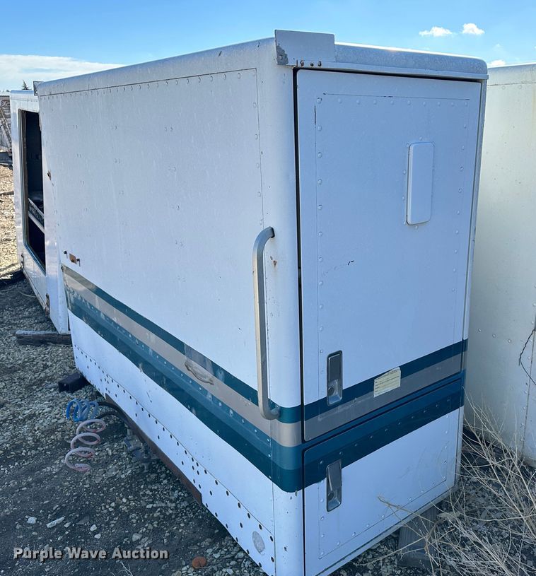 image for item LT9441 (2) 34" sleepers