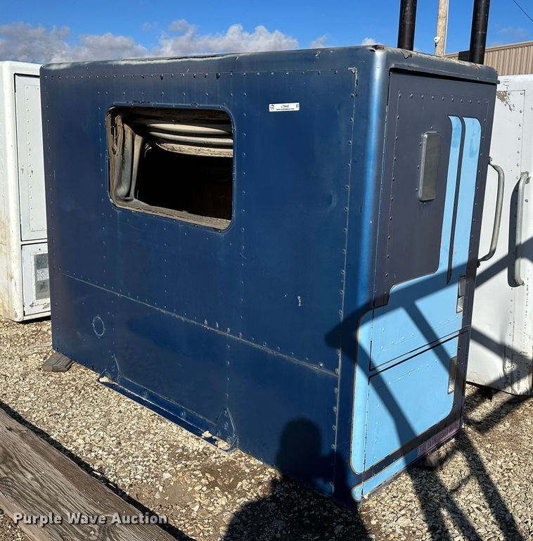 image for item LT9442 (2) 34" sleepers