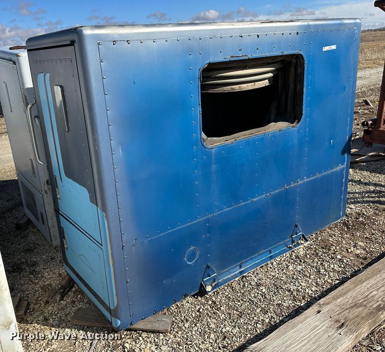 image for item LT9442 (2) 34" sleepers