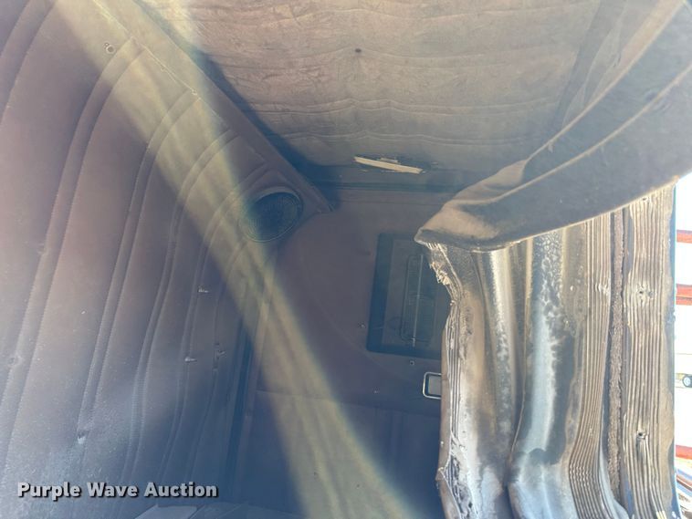 image for item LT9442 (2) 34" sleepers