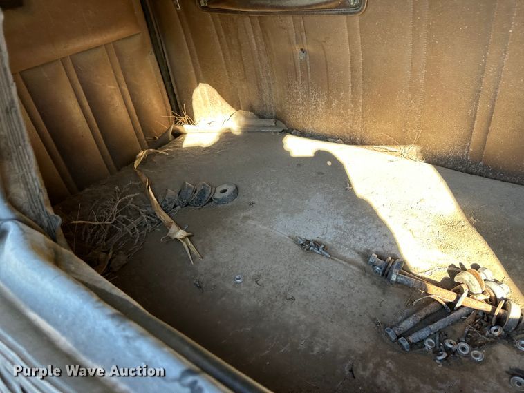 image for item LT9442 (2) 34" sleepers