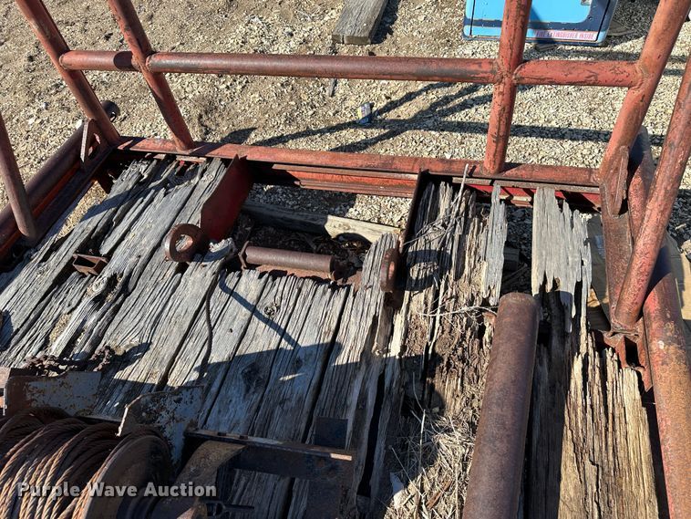 image for item LT9443 Winch bed