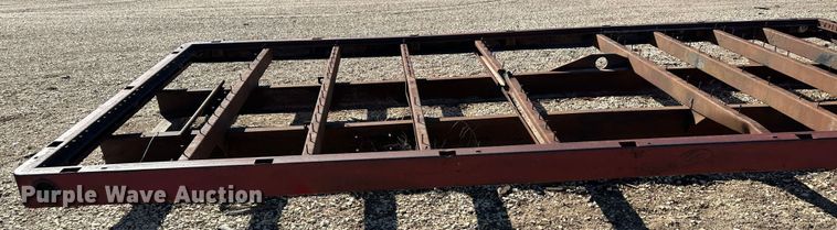 image for item LT9444 Flatbed