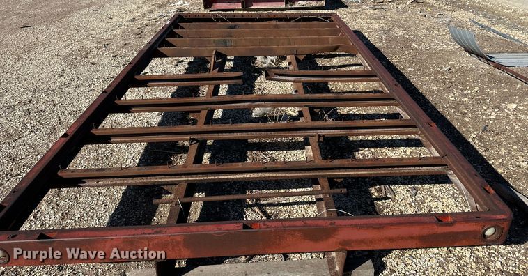 image for item LT9444 Flatbed