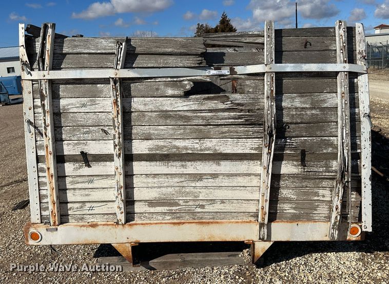 image for item LT9445 Grain truck bed