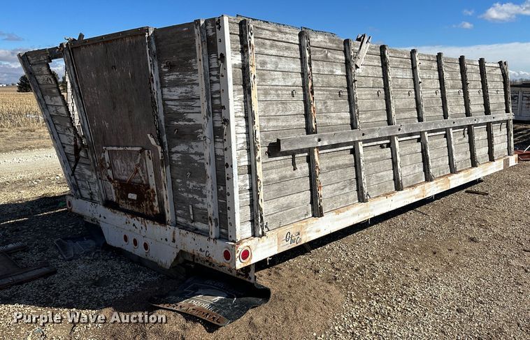 image for item LT9445 Grain truck bed