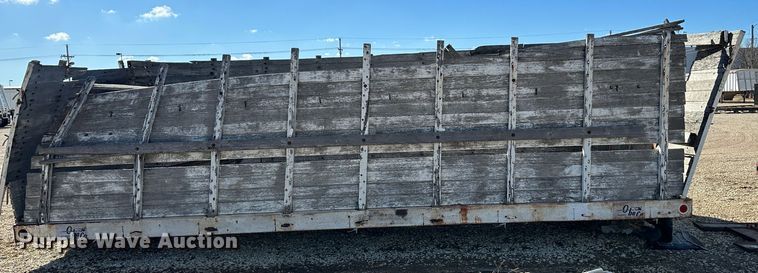 image for item LT9445 Grain truck bed