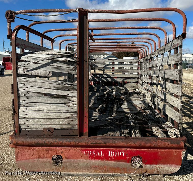 image for item LT9446 Universal body livestock bed