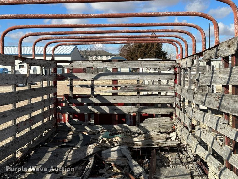 image for item LT9446 Universal body livestock bed