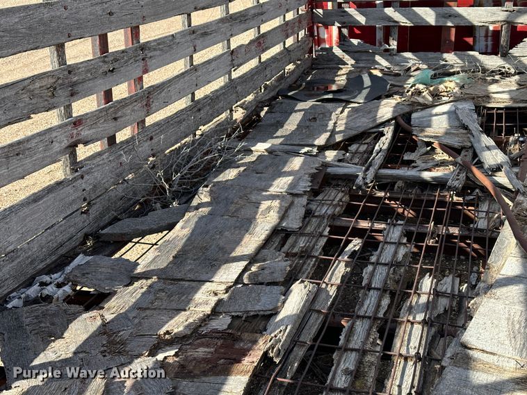 image for item LT9446 Universal body livestock bed