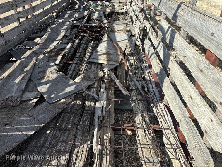 image for item LT9446 Universal body livestock bed