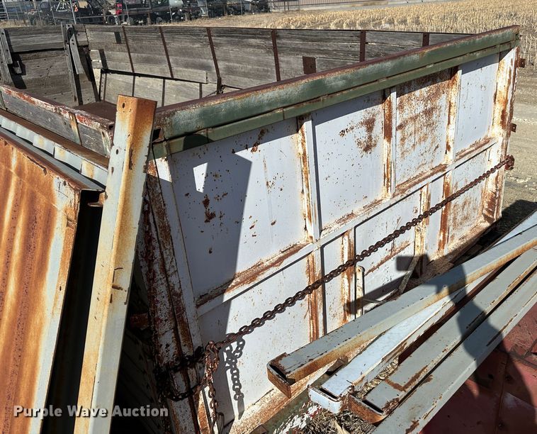 image for item LT9447 Grain truck bed