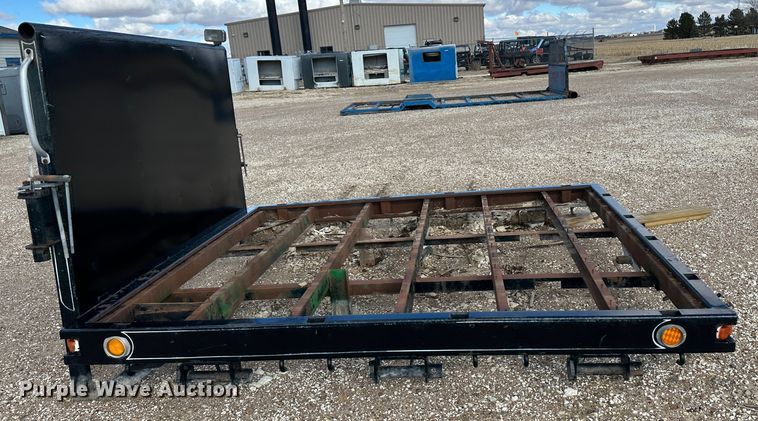 image for item LT9450 Flatbed