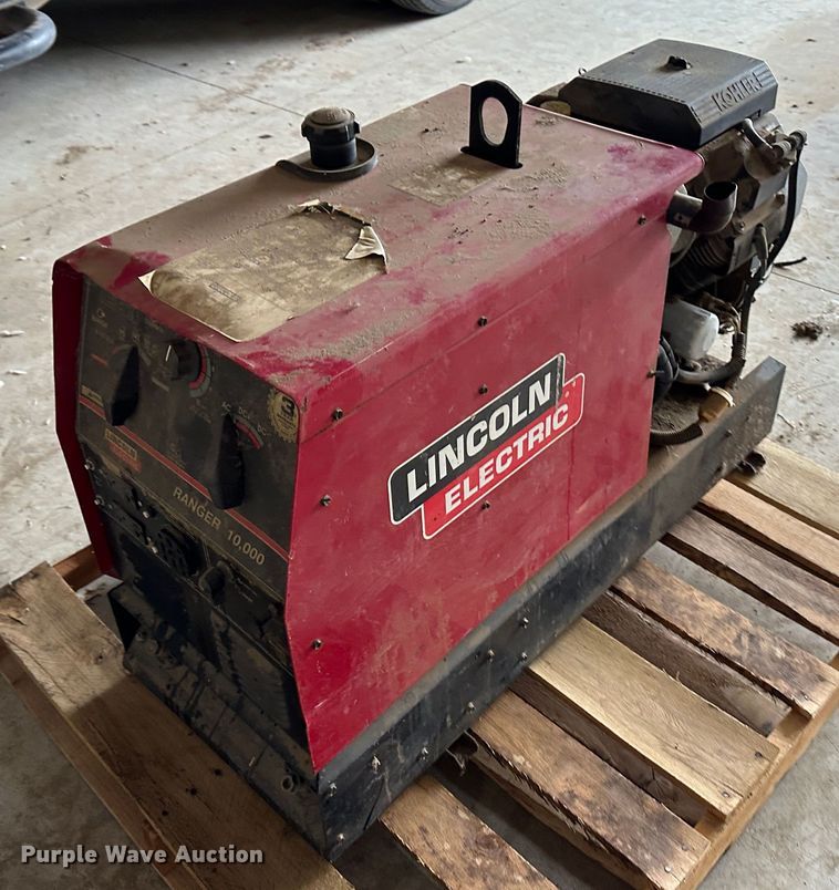 image for item LT9462 Lincoln Electric Ranger 10,000  welder/generator