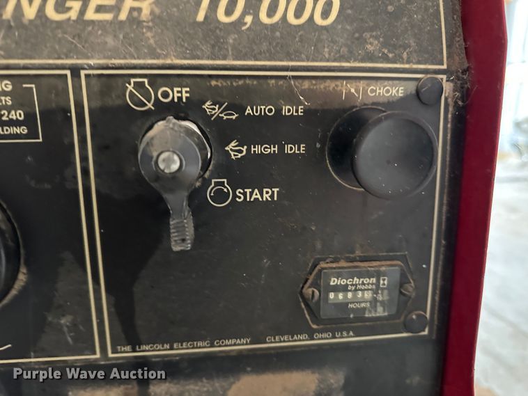 image for item LT9462 Lincoln Electric Ranger 10,000  welder/generator