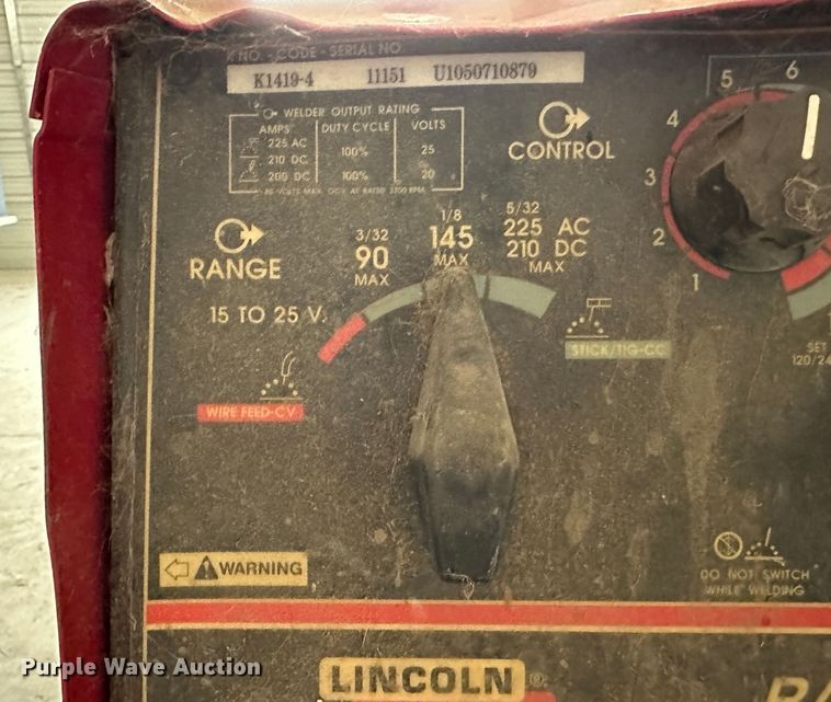 image for item LT9462 Lincoln Electric Ranger 10,000  welder/generator