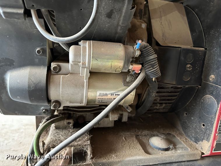 image for item LT9462 Lincoln Electric Ranger 10,000  welder/generator