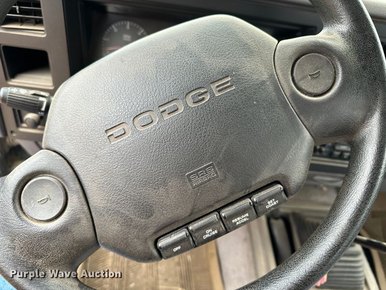 image for item LT9463 1994 Dodge Dakota  Club Cab pickup truck