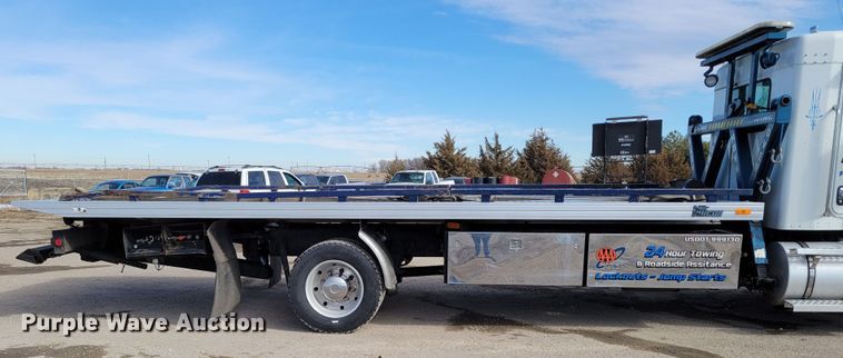 image for item LX9295 2009 Kenworth T270  rollback truck