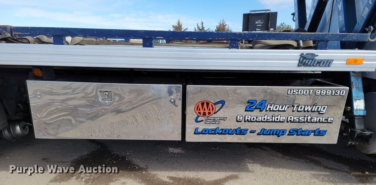 image for item LX9295 2009 Kenworth T270  rollback truck