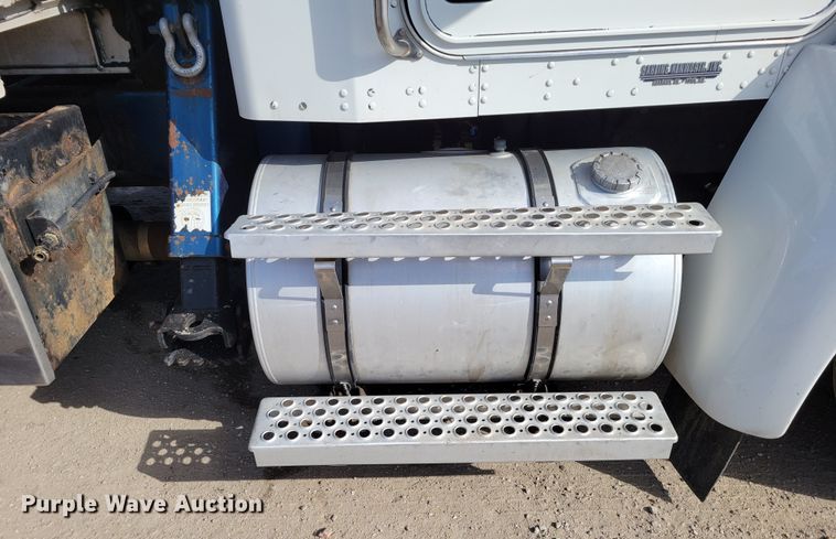 image for item LX9295 2009 Kenworth T270  rollback truck