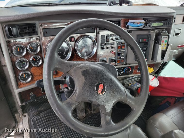 image for item LX9295 2009 Kenworth T270  rollback truck