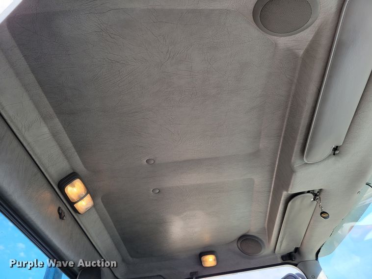 image for item LX9295 2009 Kenworth T270  rollback truck