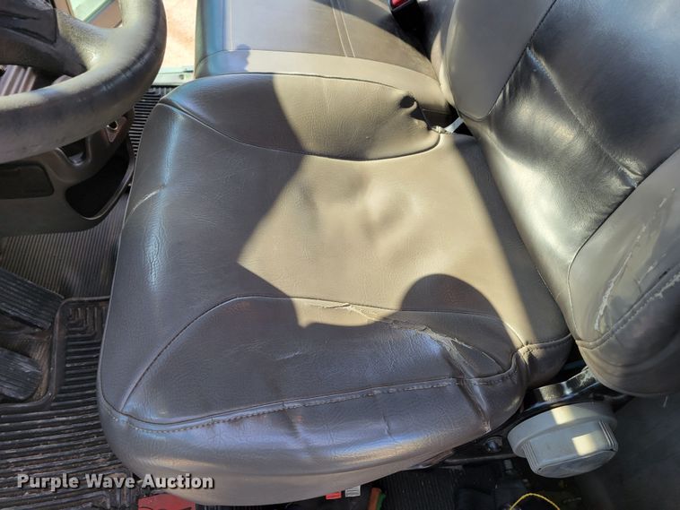 image for item LX9295 2009 Kenworth T270  rollback truck