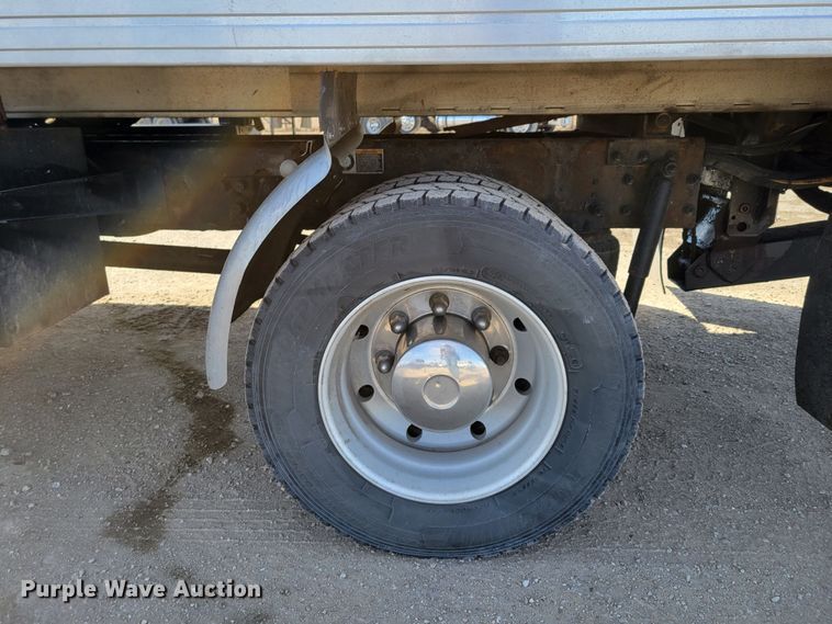 image for item LX9295 2009 Kenworth T270  rollback truck