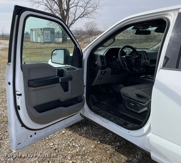 image for item MA9907 2018 Ford F150 XLT  SuperCrew pickup truck