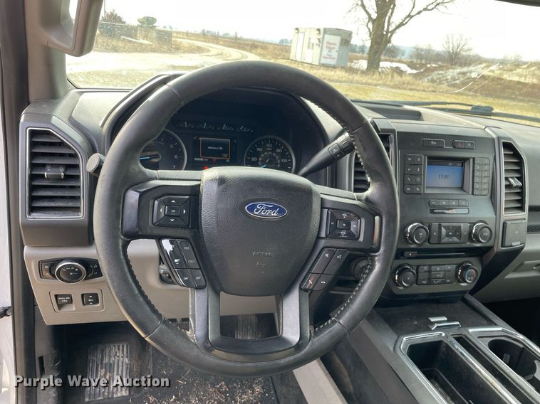 image for item MA9907 2018 Ford F150 XLT  SuperCrew pickup truck