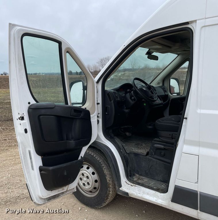 image for item MA9910 2017 Dodge Ram ProMaster 2500  van