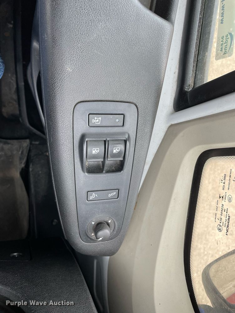 image for item MA9910 2017 Dodge Ram ProMaster 2500  van