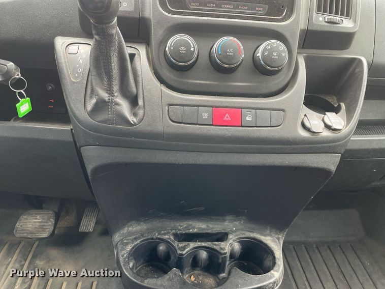 image for item MA9910 2017 Dodge Ram ProMaster 2500  van