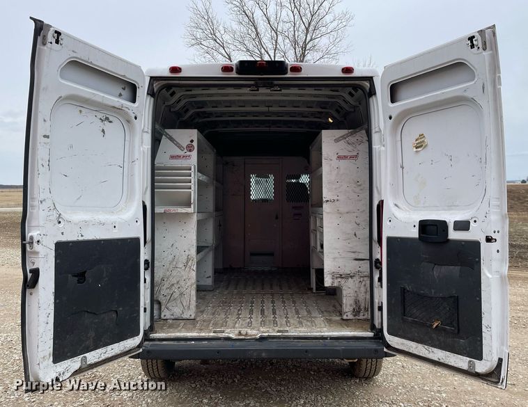 image for item MA9910 2017 Dodge Ram ProMaster 2500  van