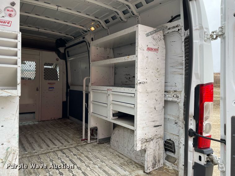 image for item MA9910 2017 Dodge Ram ProMaster 2500  van