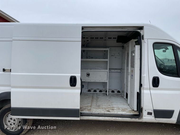 image for item MA9910 2017 Dodge Ram ProMaster 2500  van