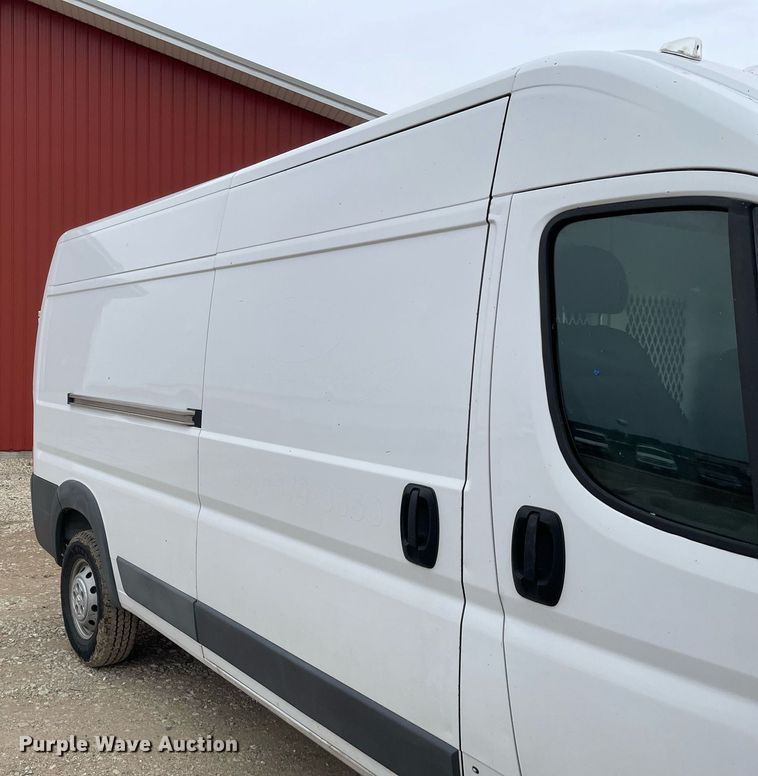 image for item MA9910 2017 Dodge Ram ProMaster 2500  van