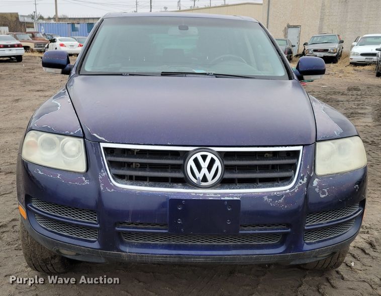 image for item MC9583 2004 Volkswagen Touareg  SUV