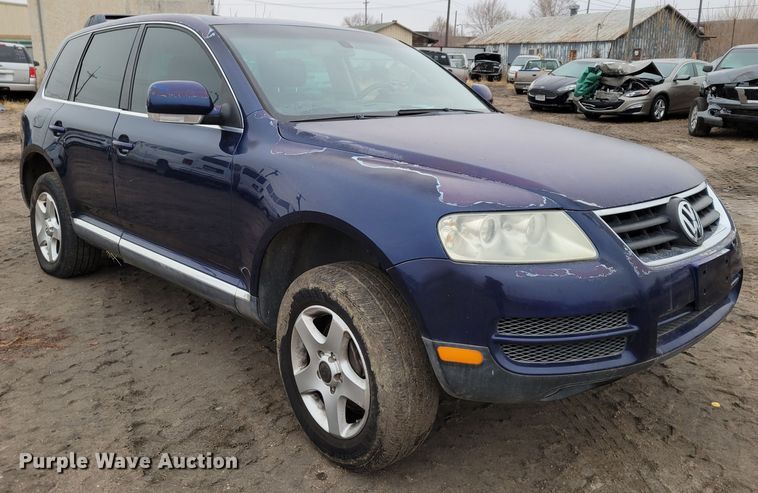 image for item MC9583 2004 Volkswagen Touareg  SUV