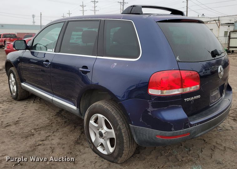 image for item MC9583 2004 Volkswagen Touareg  SUV